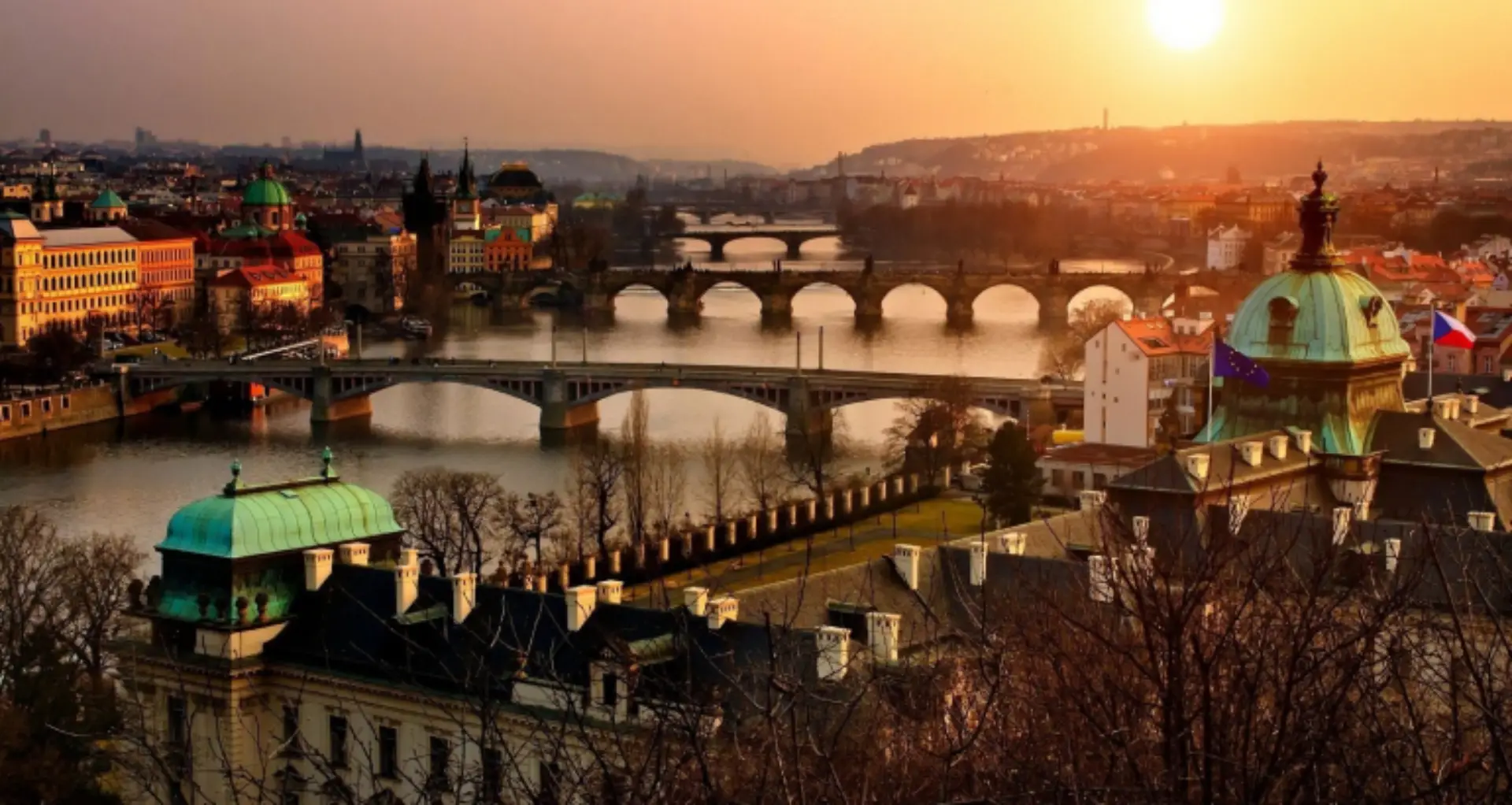 orta-cagin-masal-sehri-prag-prag-kutna-hora-karlovy-vary